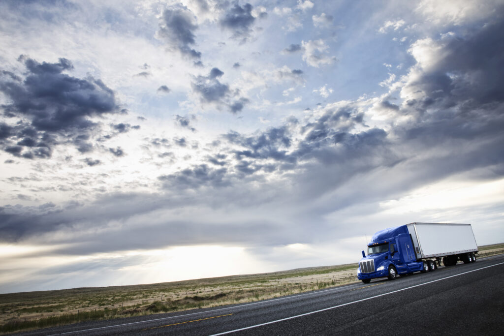 flat deck, reefer, and dry van freight services in Bc, Alberta, and Saskatchewan